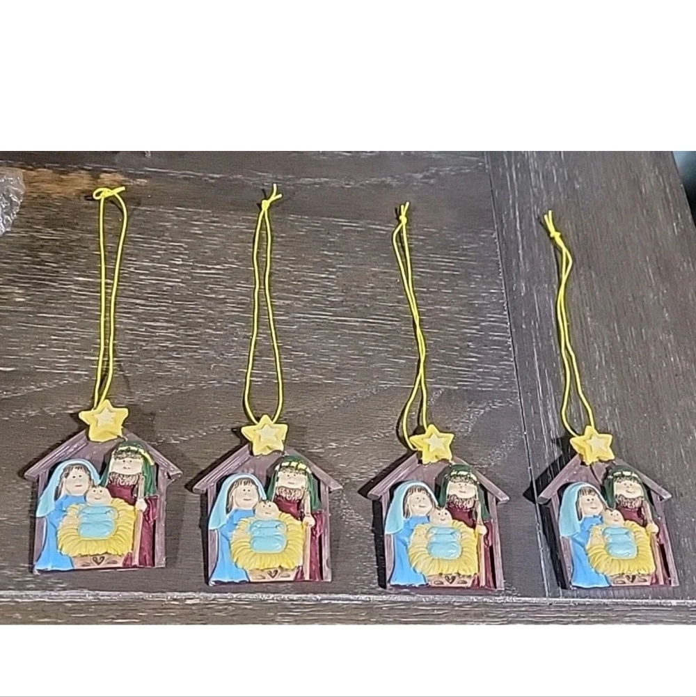 Set Of 4 Resin Nativity Christmas Ornament Hand Painted 3 1/4 Inch